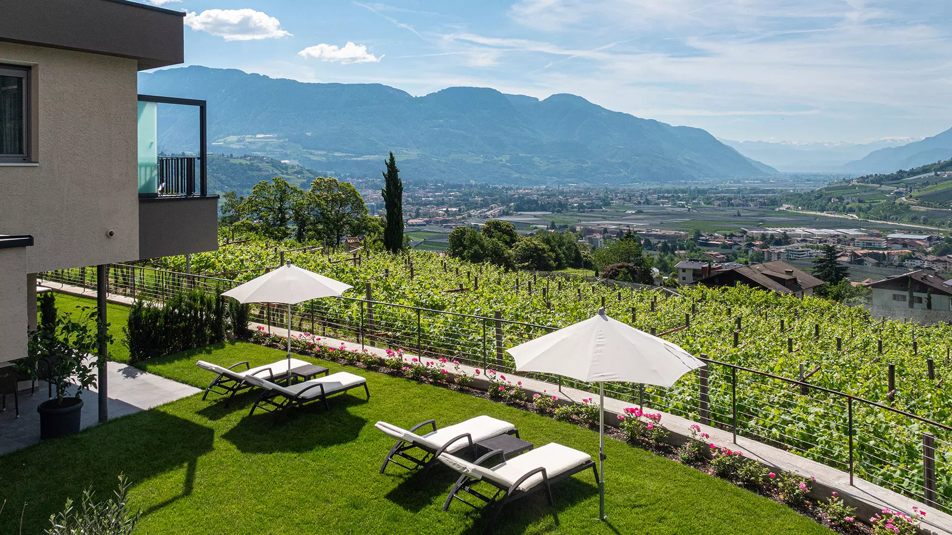 Hotel Lichtenberg a Lagundo presso Merano con vista sulla Val d'Adige